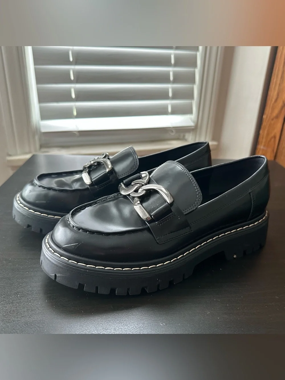 Marc Fisher Black Chunky Loafer with Silver Chain size 7.5